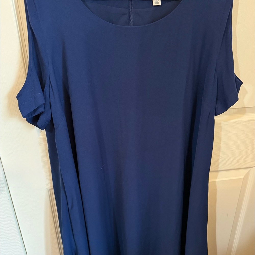 Stylish Navy Cold Shoulder Dress